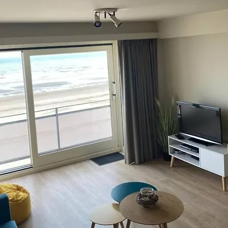 Met Zeezicht Voor 6 Personen In Sint-idesbald Apartament Koksijde